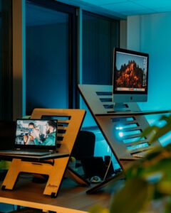 Standsome von Friedrich & Patriz Möbel GmbH