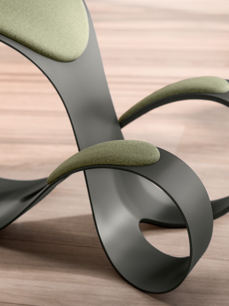 Moon von Quadrifoglio Group