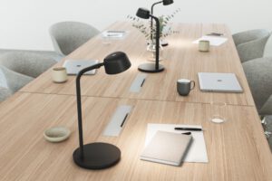 Motus Table von Glamox